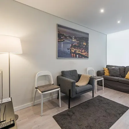 Guestready - Sunny Disposition Apartment